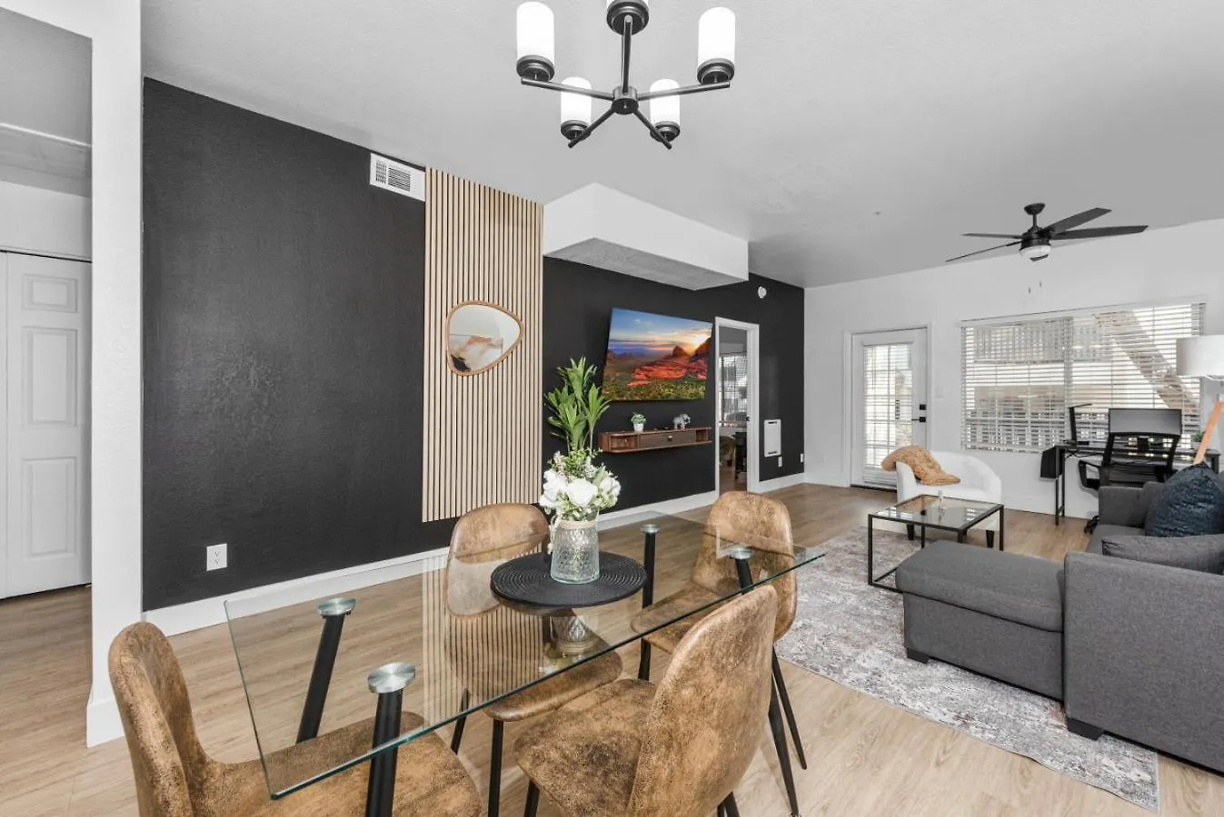 Apartment Pet-Friendly Scottsdale Pool Basketball Court United States