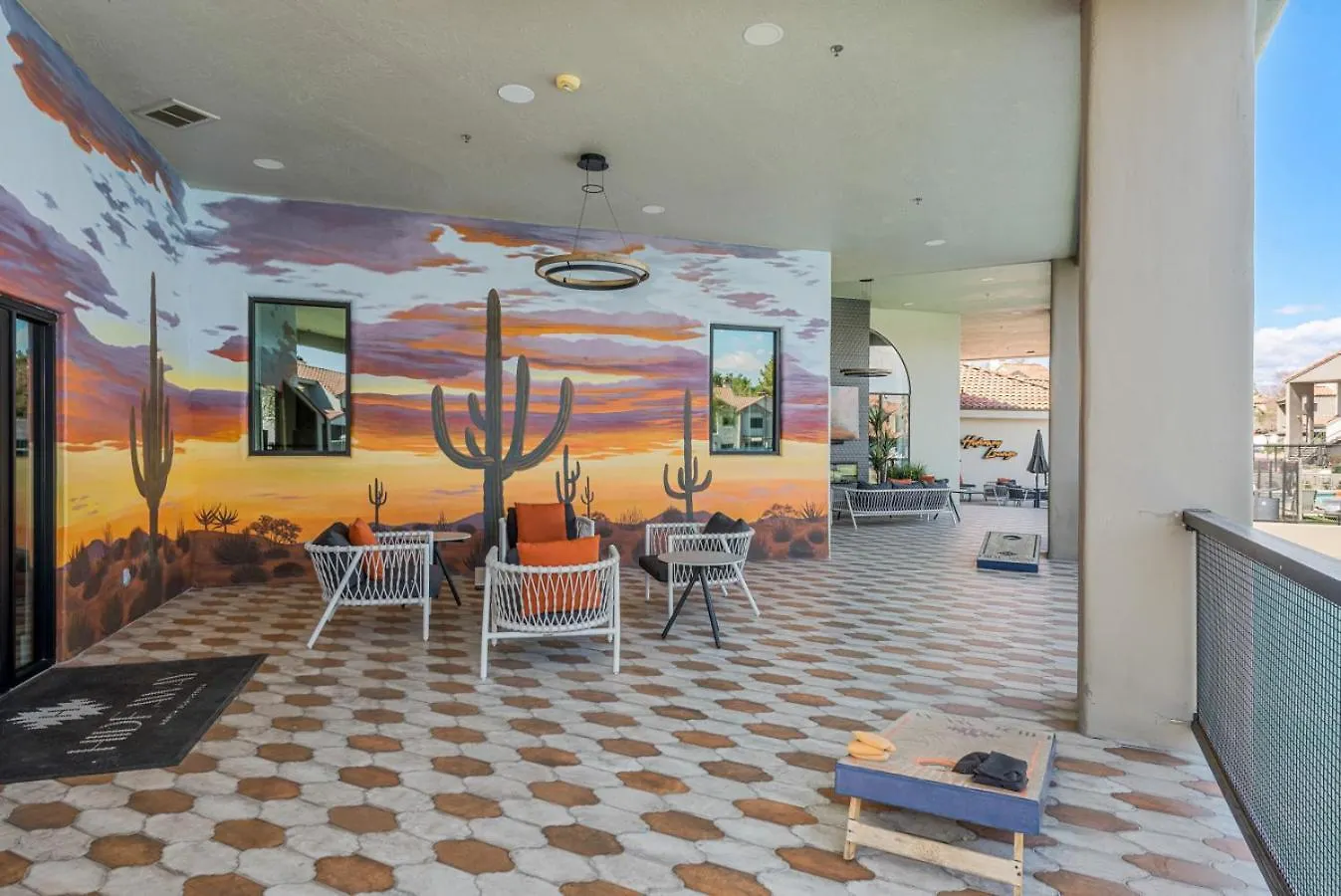 Pet-Friendly Scottsdale Pool Basketball Court 0*,