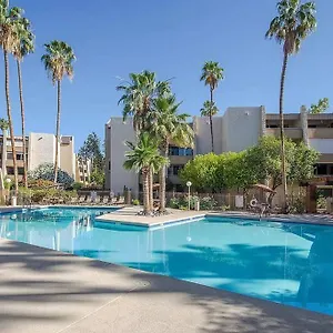 Lux Scottsdale